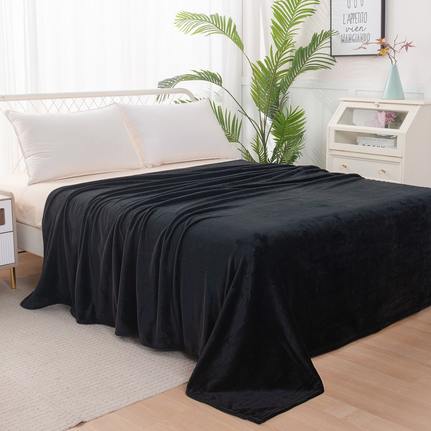 Luxury Bedding Outlet Flannel Fleece Blanket