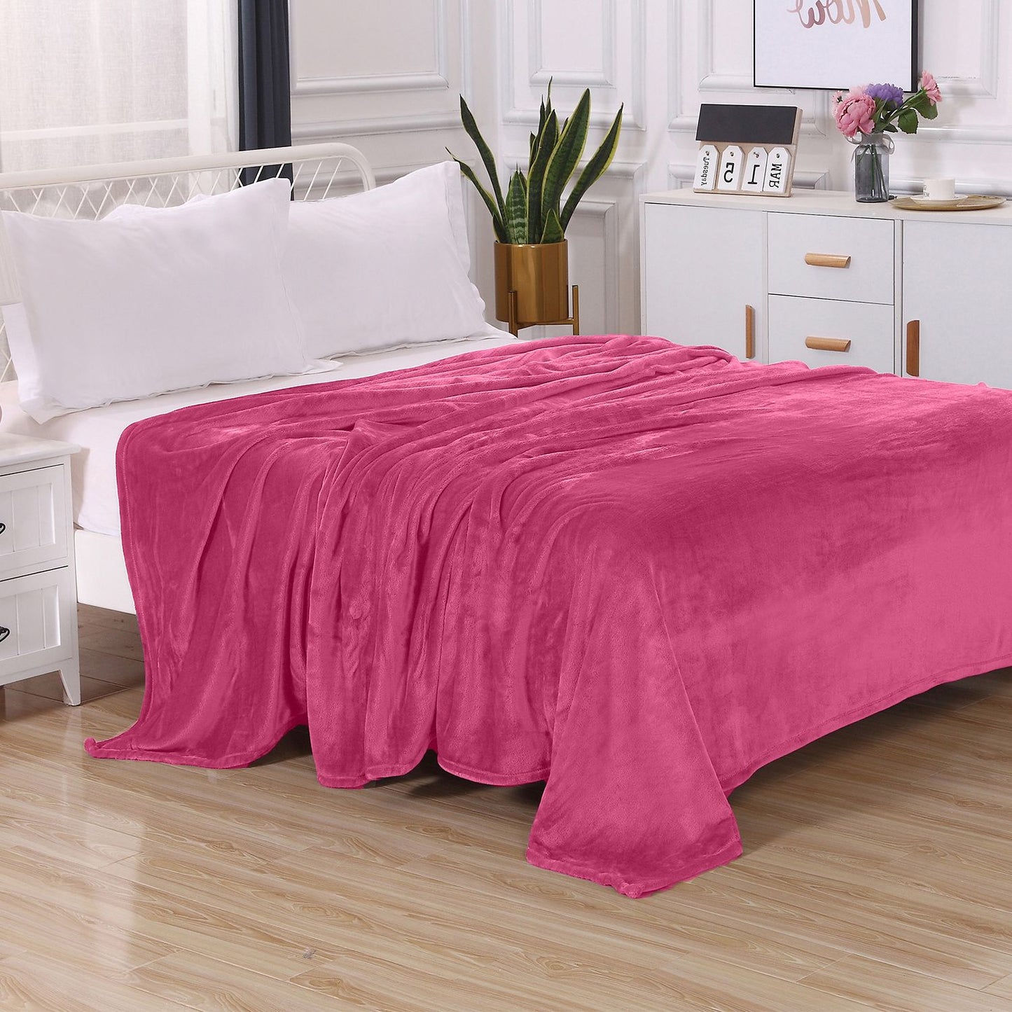 Luxury Bedding Outlet Flannel Fleece Blanket