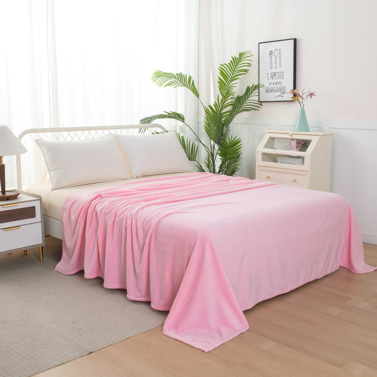 Luxury Bedding Outlet Flannel Fleece Blanket