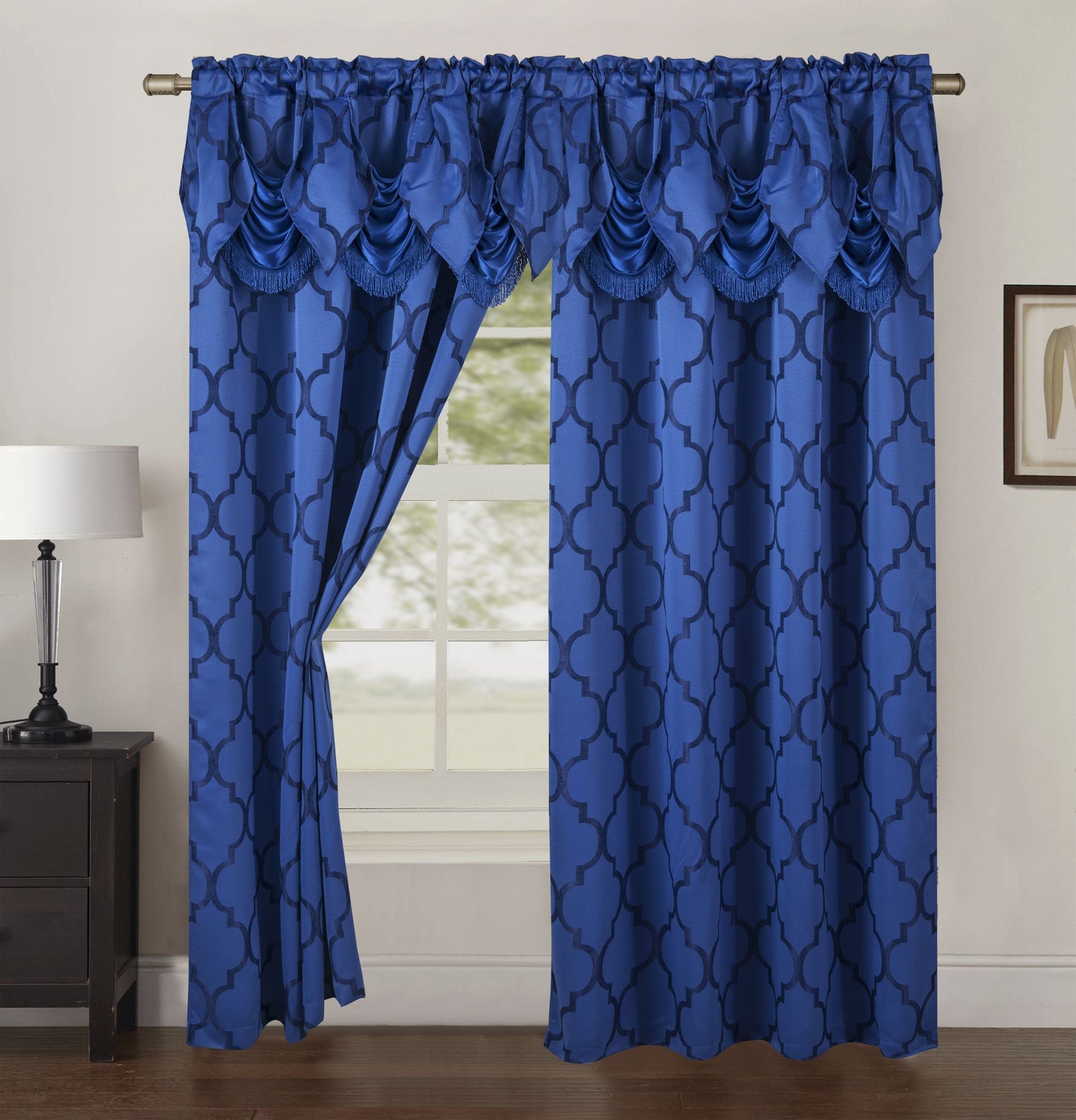 Luxury Bedding Outlet Quatrefoil Jacquard Look Curtain Panels